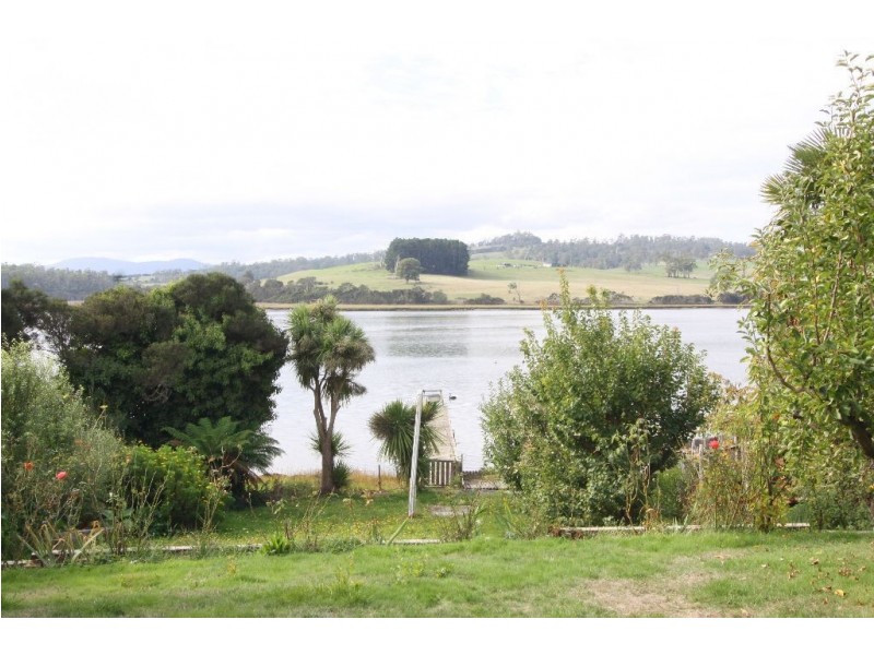 22 Rosevears Drive, Lanena TAS 7275