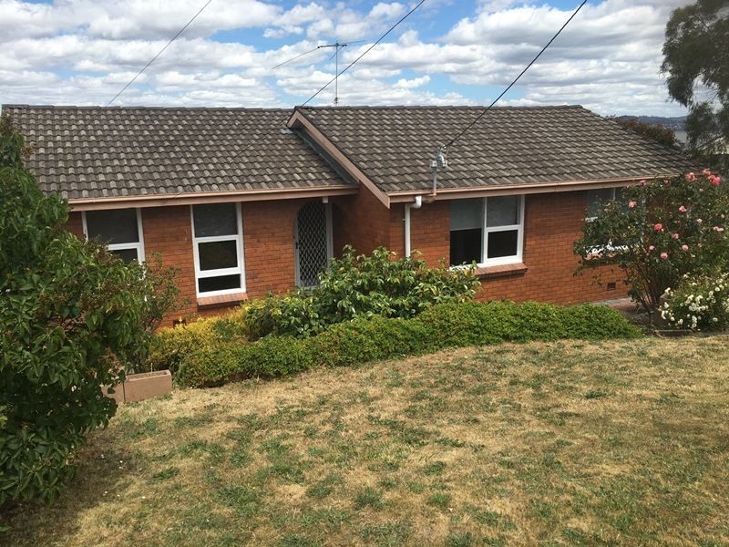 36 Crandon Crescent, Newnham TAS 7248