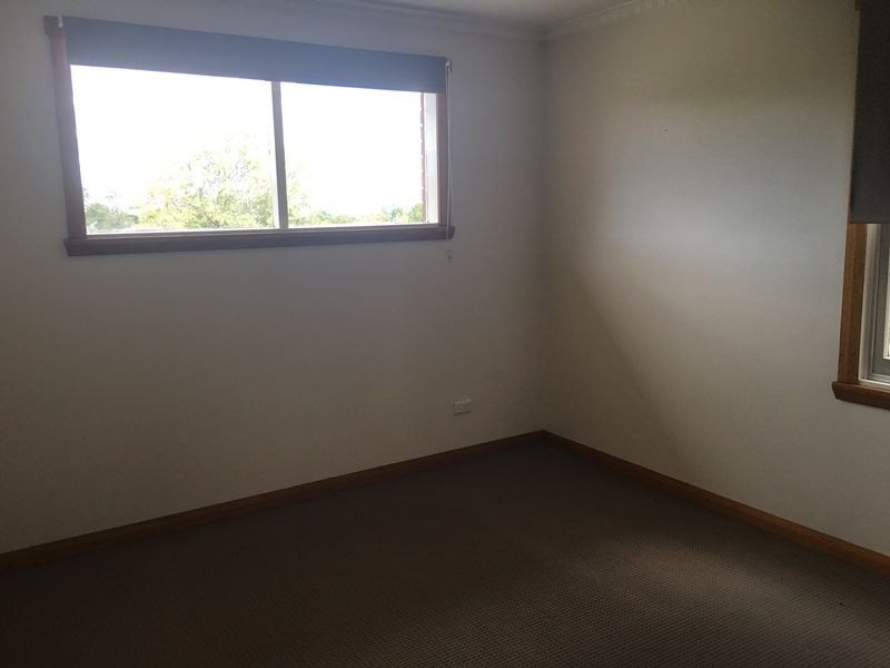 36 Crandon Crescent, Newnham TAS 7248