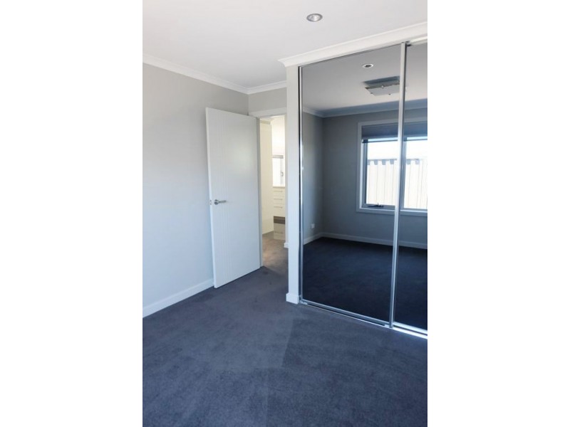 2/13 Palmerston Avenue, Prospect TAS 7250