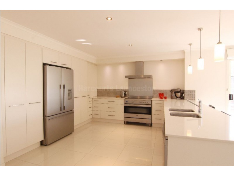 88 Country Club Avenue, Prospect Vale TAS 7250