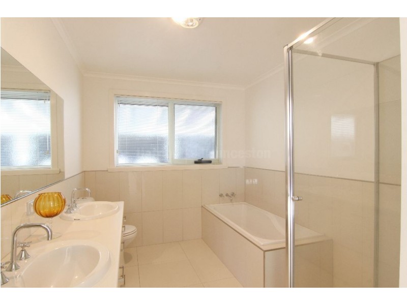 88 Country Club Avenue, Prospect Vale TAS 7250