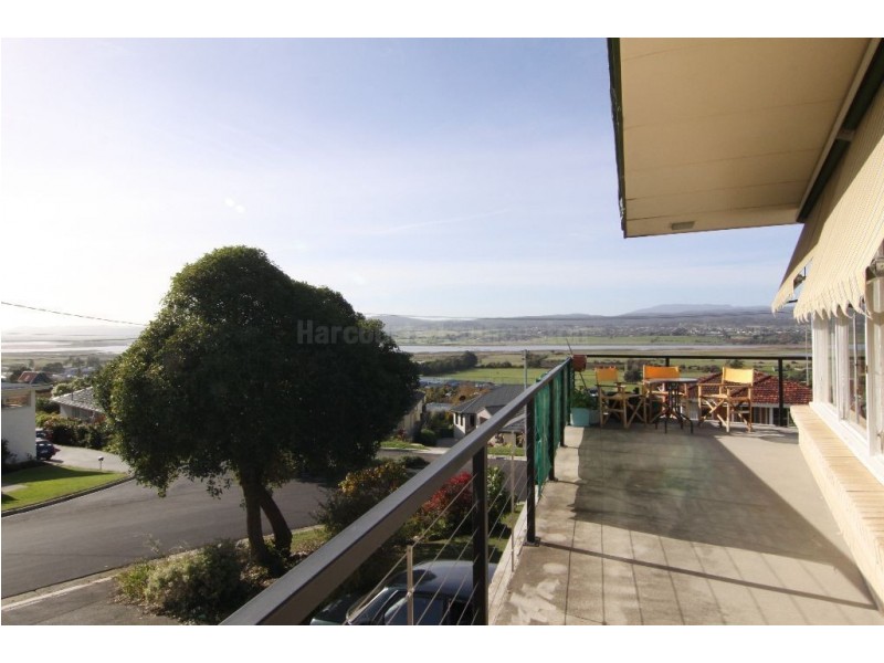 75 Dion Crescent, Riverside TAS 7250