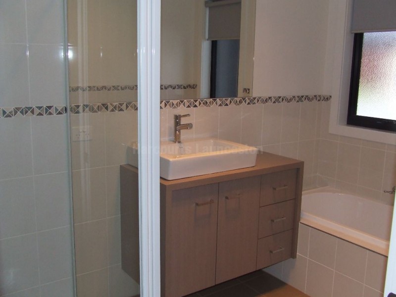 5/26-28 Bartlett Grove, Newnham TAS 7248