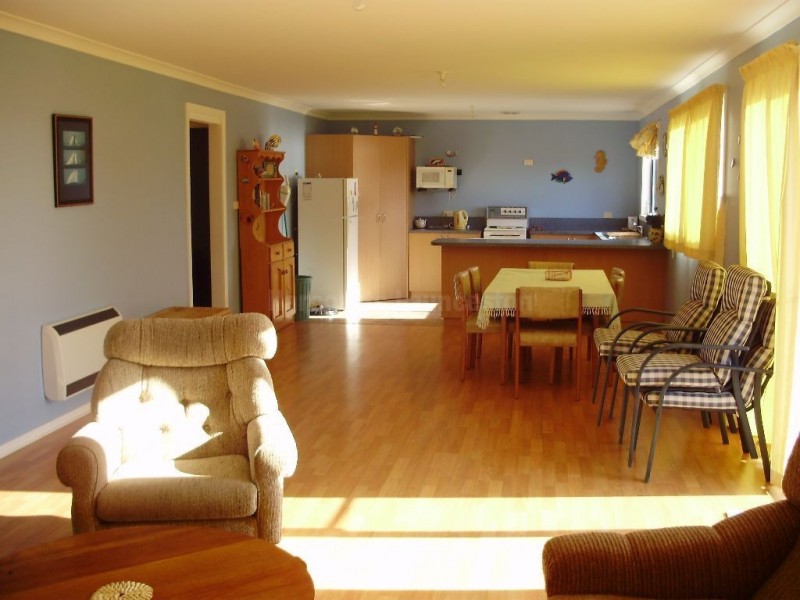 3 Beven Heights, Binalong Bay TAS 7216