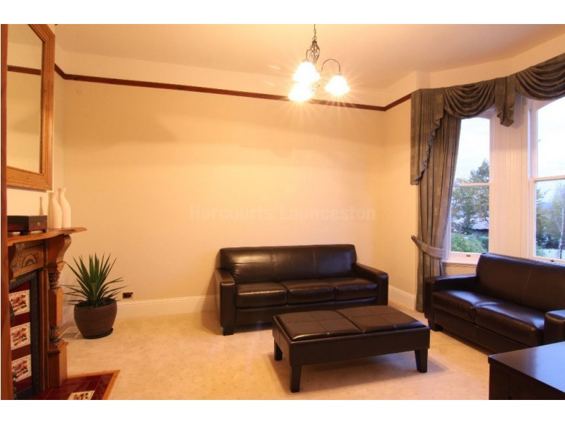 2 Carnarvon Street, East Launceston TAS 7250