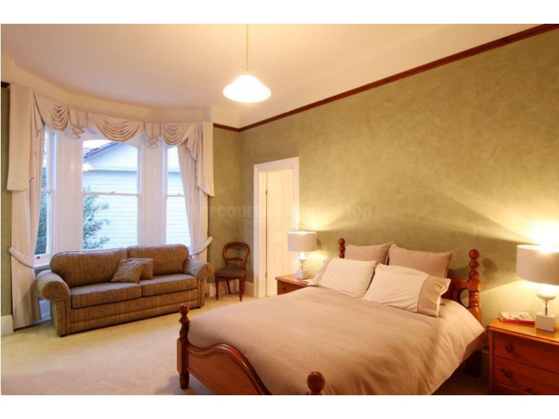 2 Carnarvon Street, East Launceston TAS 7250