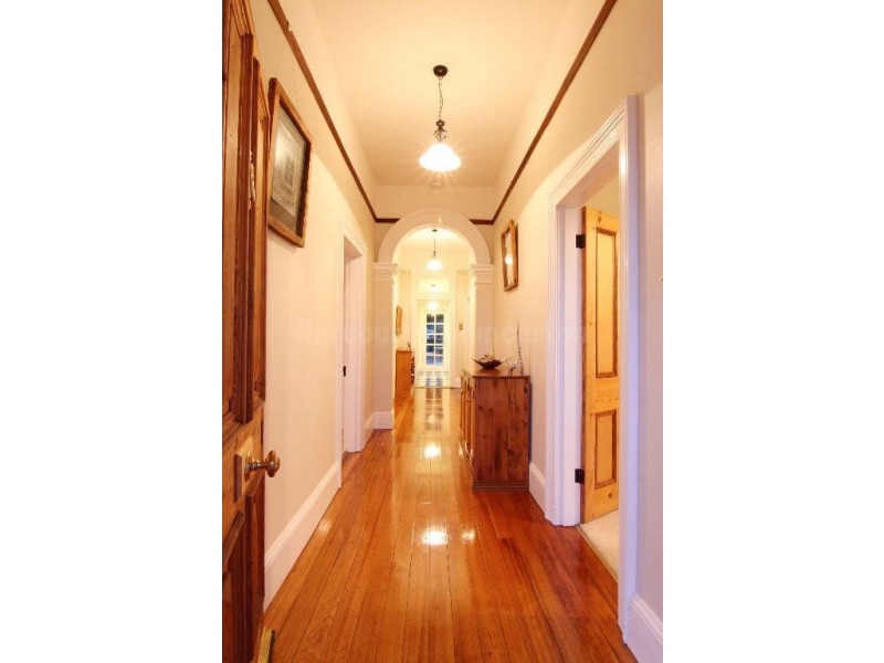 2 Carnarvon Street, East Launceston TAS 7250