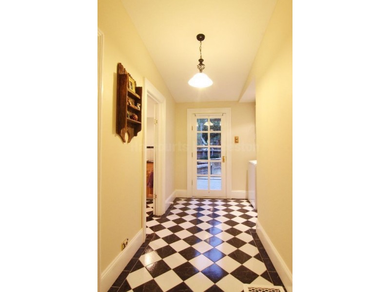 2 Carnarvon Street, East Launceston TAS 7250