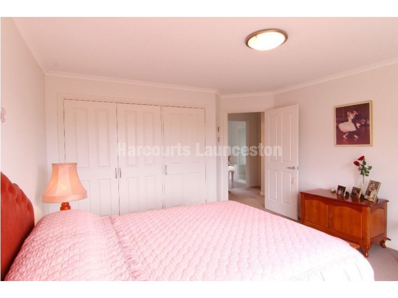 3/11 Chevron Place, Riverside TAS 7250