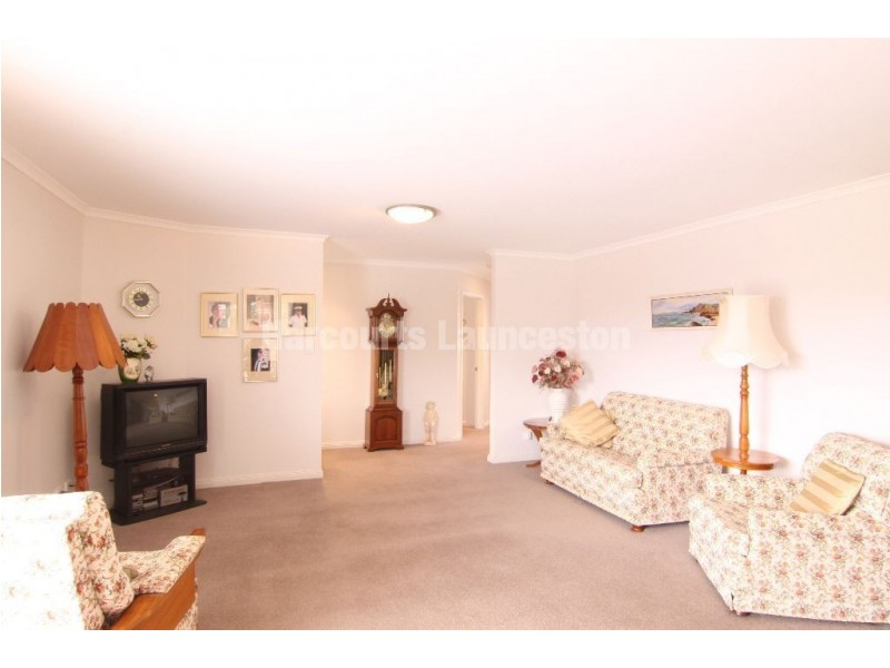 3/11 Chevron Place, Riverside TAS 7250