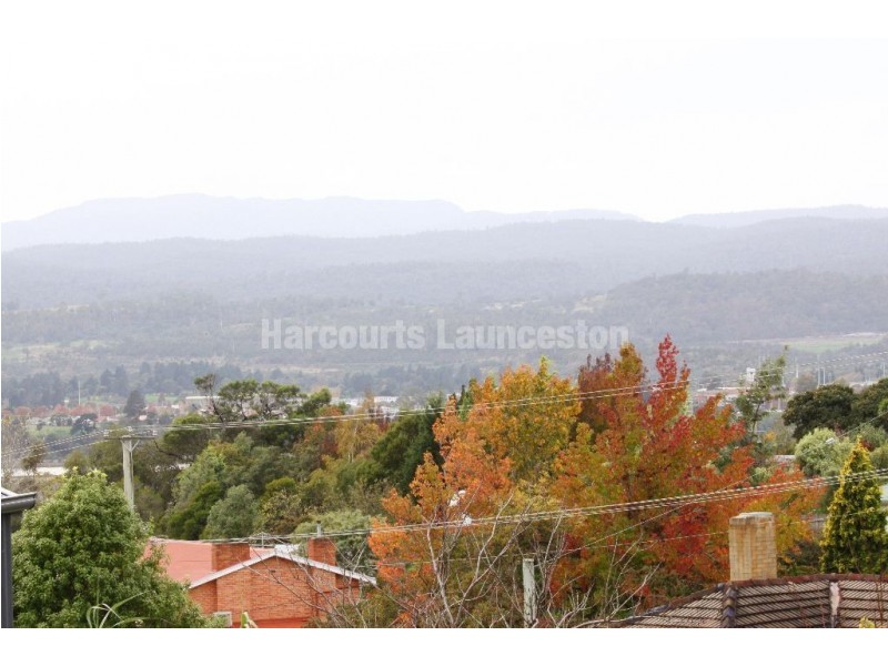 3/11 Chevron Place, Riverside TAS 7250