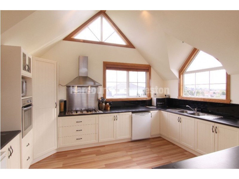 17 Skyline Avenue, Grindelwald TAS 7277