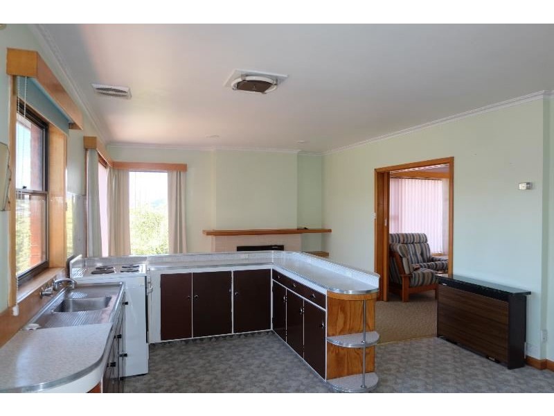 42 Shirley Place, Kings Meadows TAS 7249