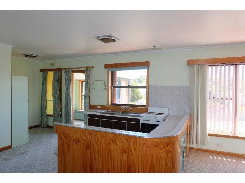 42 Shirley Place, Kings Meadows TAS 7249