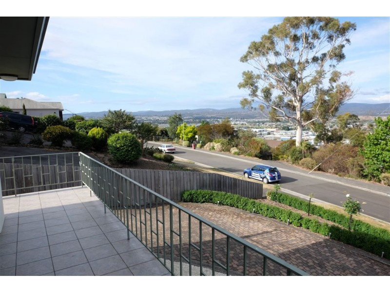21 Floreat Crescent, Trevallyn TAS 7250