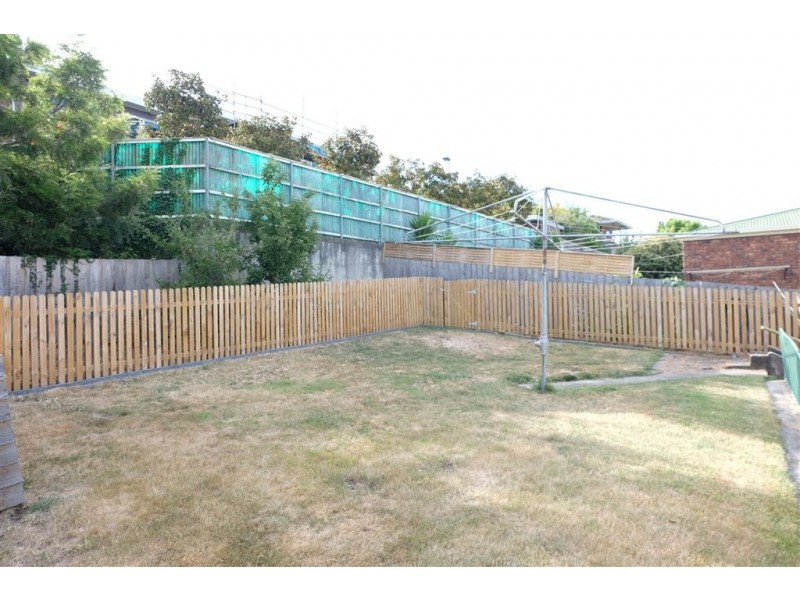 21 Floreat Crescent, Trevallyn TAS 7250