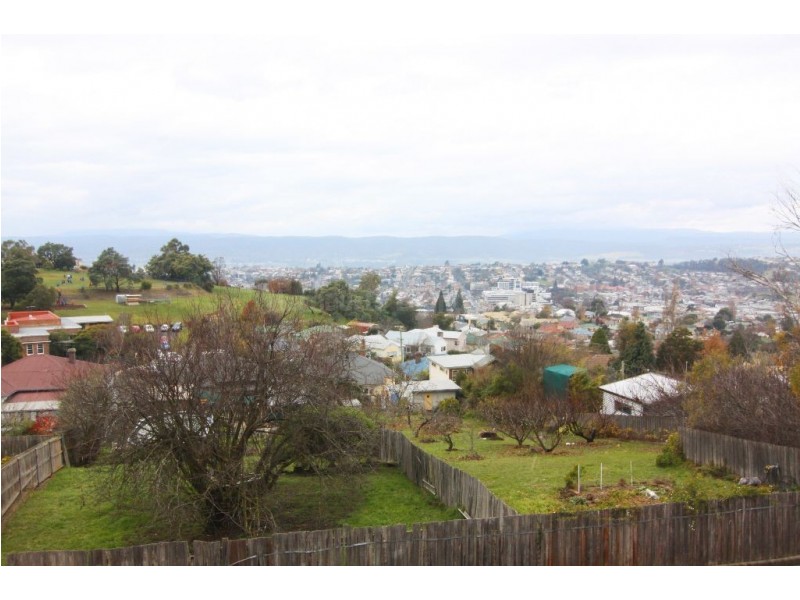 2/1a Denison Road, West Launceston TAS 7250