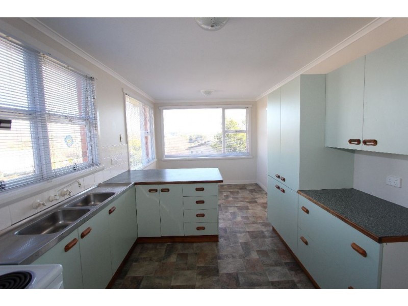 14 Sandown Road, Norwood TAS 7250