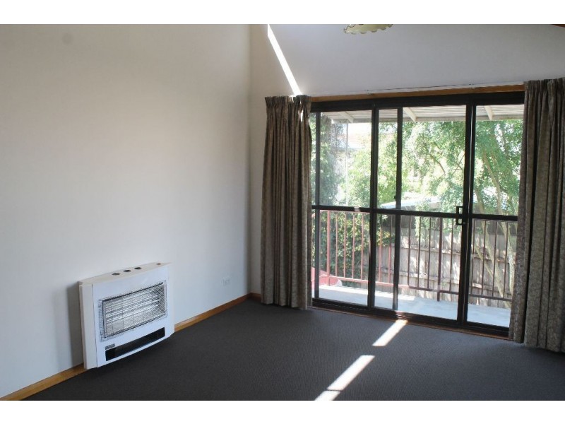 2/30 Montgomery Court, Norwood TAS 7250