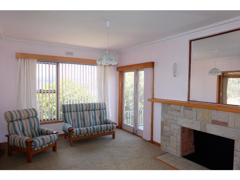 42 Shirley Place, Kings Meadows TAS 7249