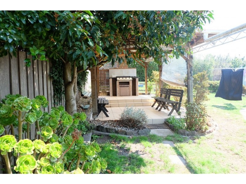 38 Oaktree road, Youngtown TAS 7249