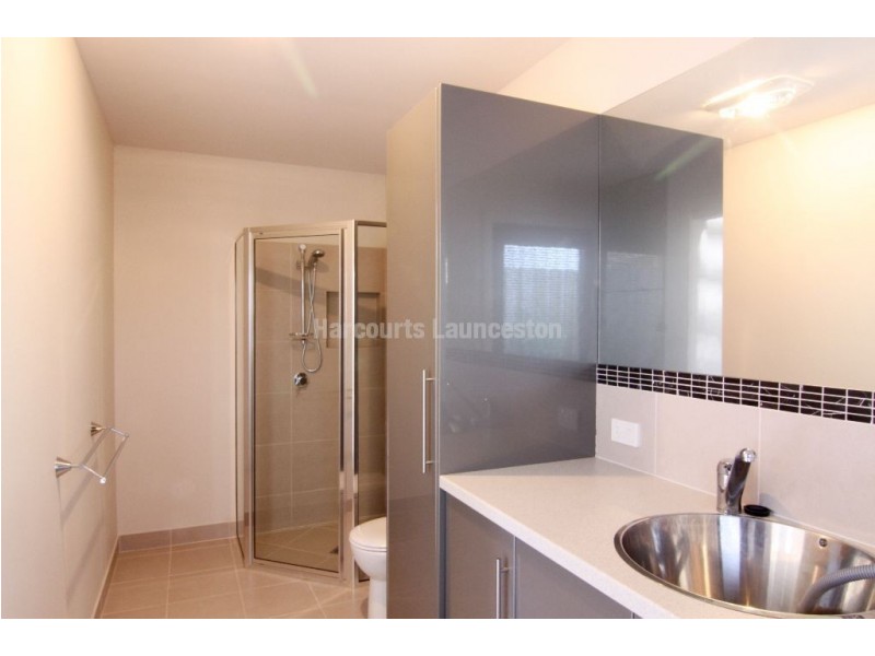 3/10 Karla Place, South Launceston TAS 7249