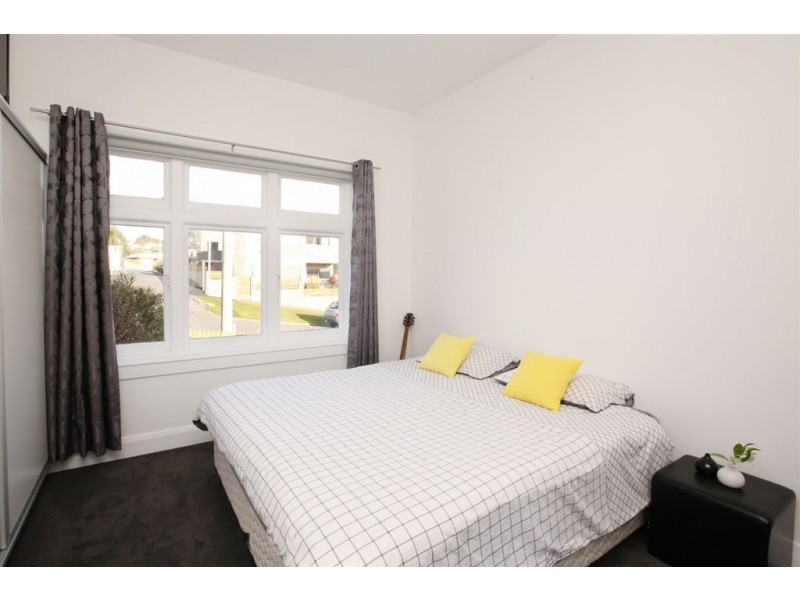 8 Eastbourne, Launceston TAS 7250
