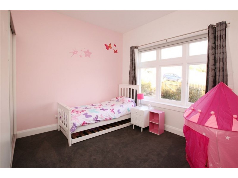 8 Eastbourne, Launceston TAS 7250