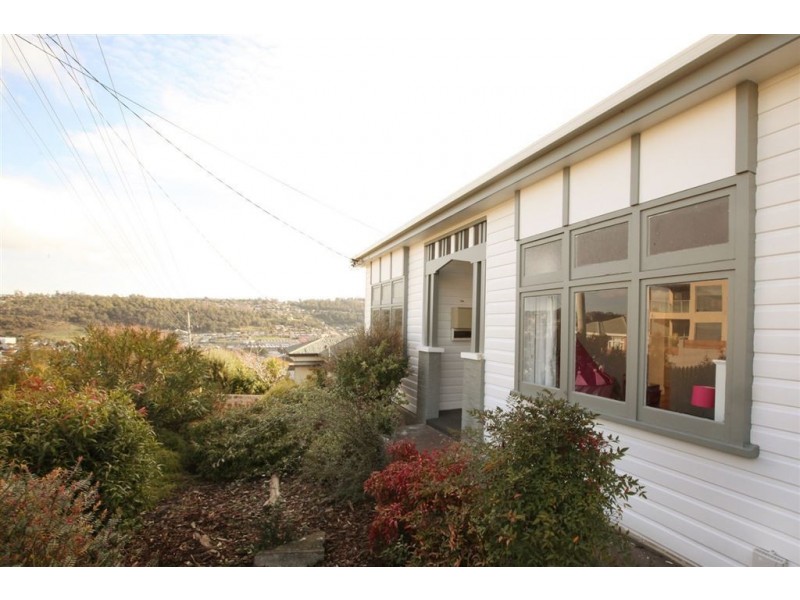 8 Eastbourne, Launceston TAS 7250