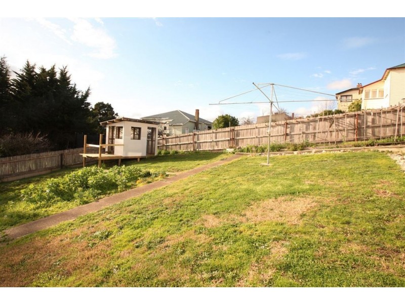 8 Eastbourne, Launceston TAS 7250