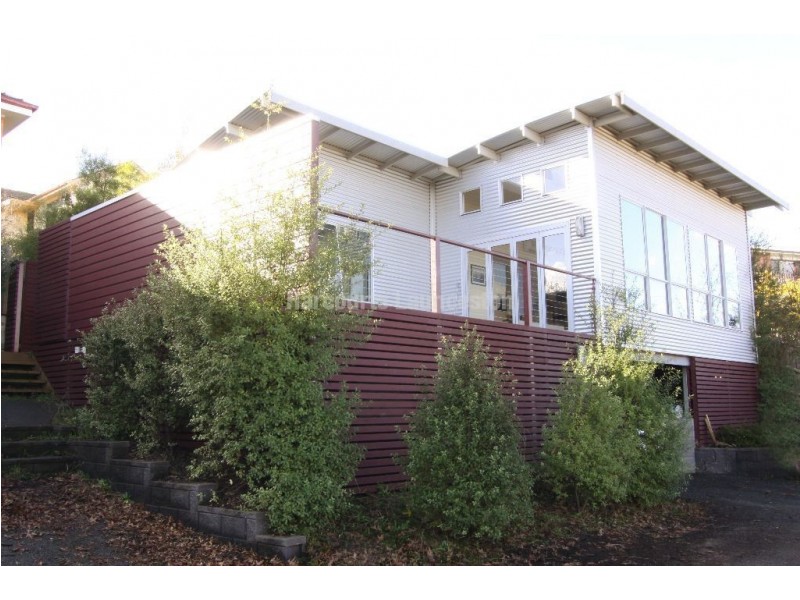 2/18 Dobson Street, Mowbray TAS 7248