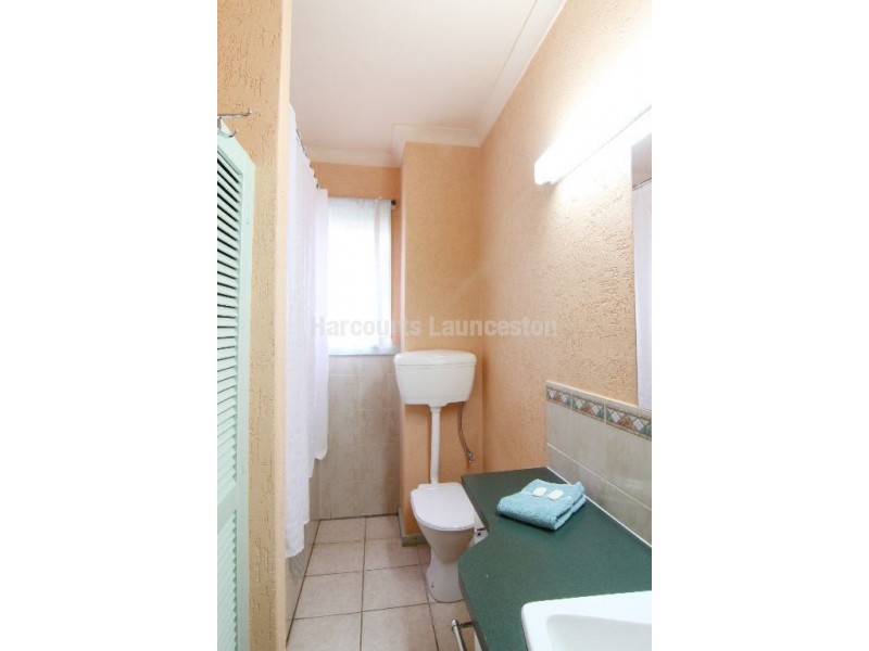 2/23-27 Elouera Street, Riverside TAS 7250