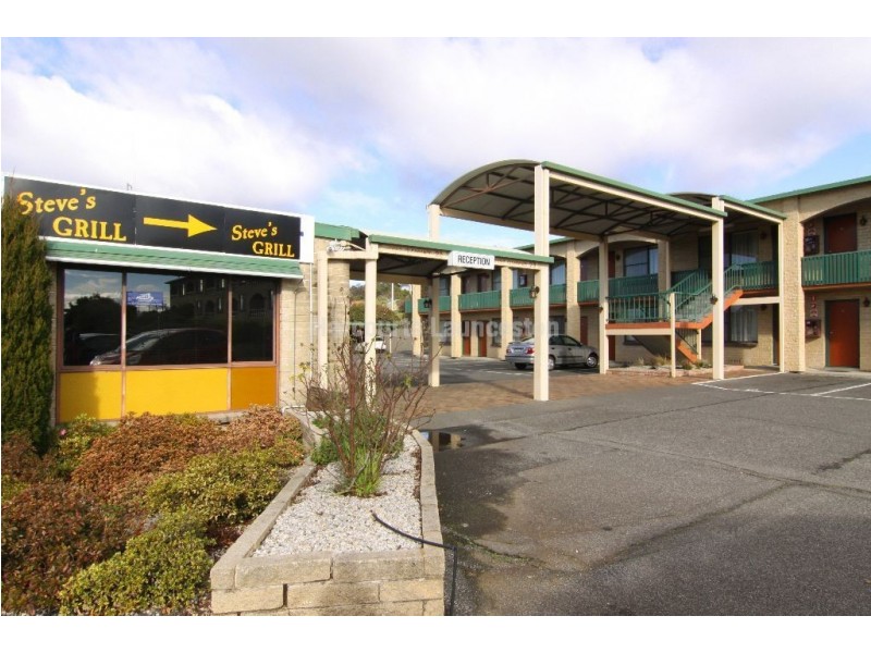 2/23-27 Elouera Street, Riverside TAS 7250