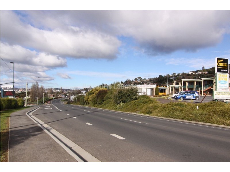 2/23-27 Elouera Street, Riverside TAS 7250