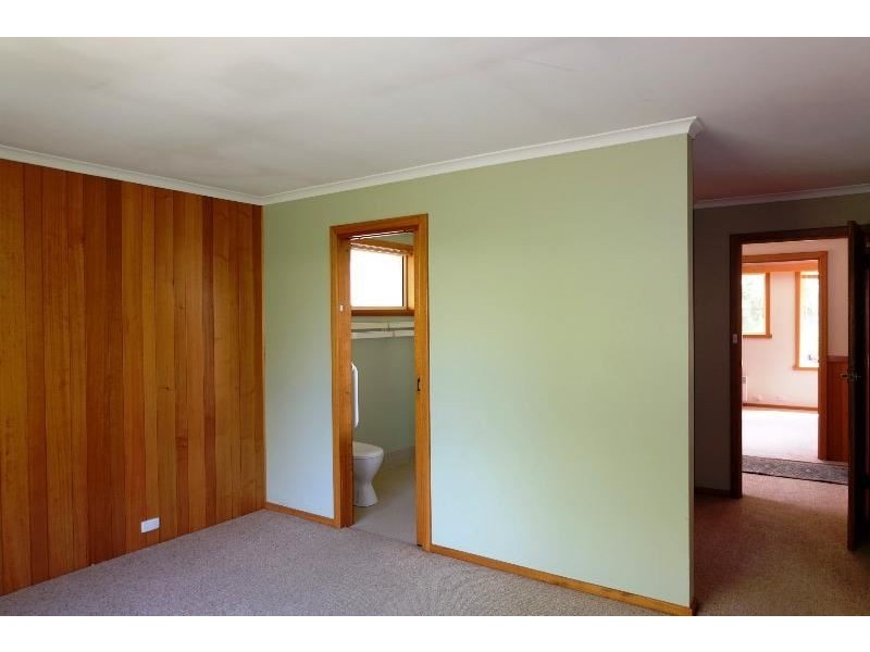 17 Lincoln St, Kings Meadows TAS 7249