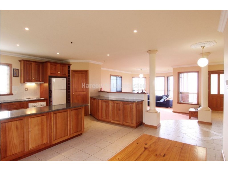 34 Piper Avenue, Youngtown TAS 7249