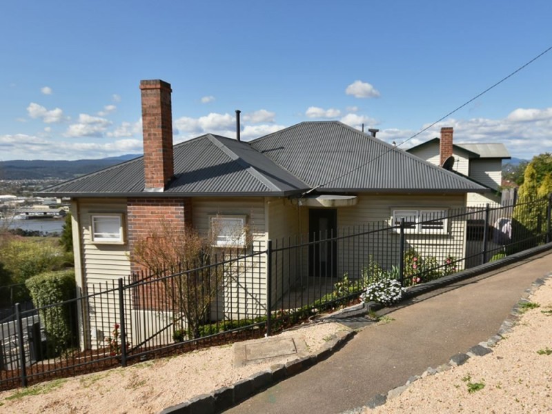 54 Bain Terrace, Trevallyn TAS 7250