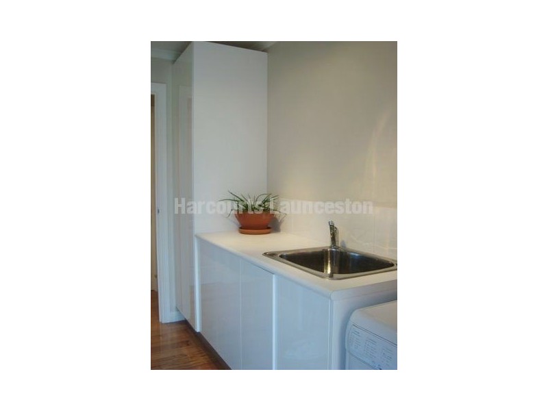 2/3a Beaton Street, Exeter TAS 7275