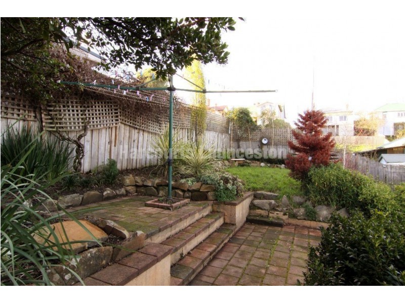 6 Howick, South Launceston TAS 7249