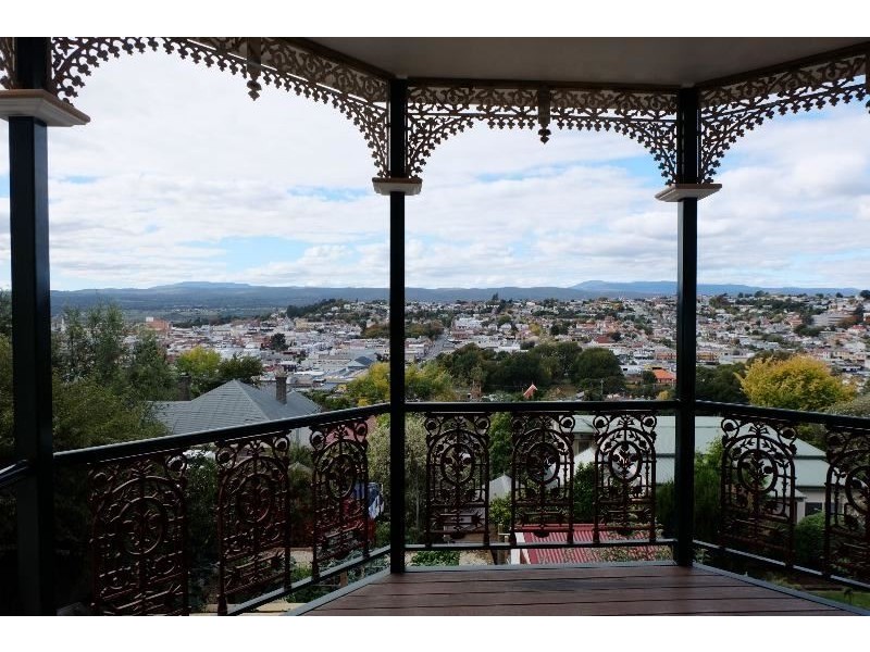 17 Reserve St, West Launceston TAS 7250