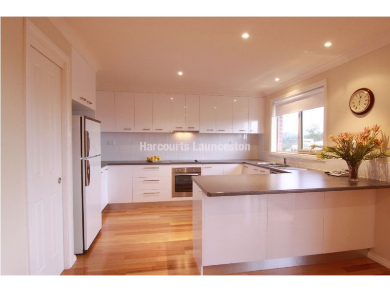 2/1 Beaton Street, Exeter TAS 7275