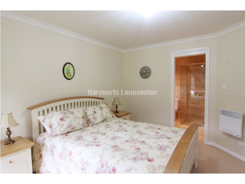 2/1 Beaton Street, Exeter TAS 7275