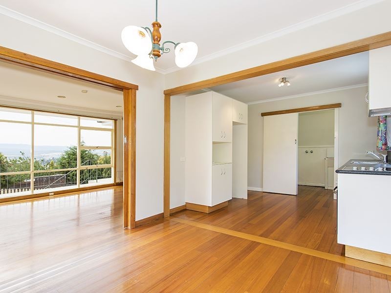 34 Summit Road, Trevallyn TAS 7250
