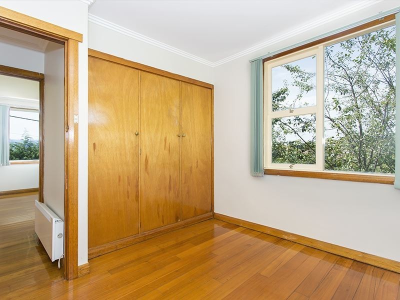 34 Summit Road, Trevallyn TAS 7250