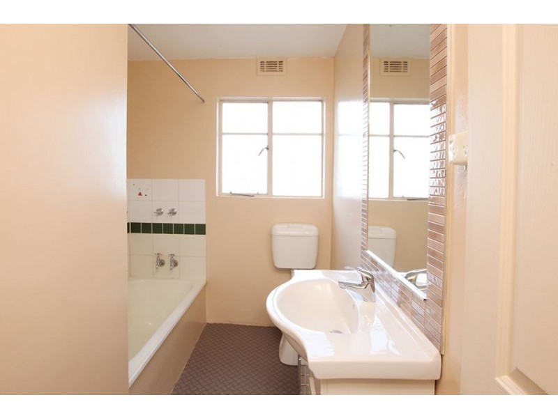 5/117 Penquite Road, Newstead TAS 7250