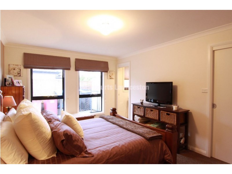 2/45 Poplar Parade, Youngtown TAS 7249