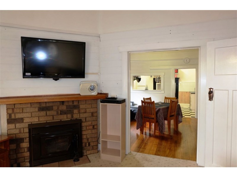 11 Ross Avenue, Invermay TAS 7248