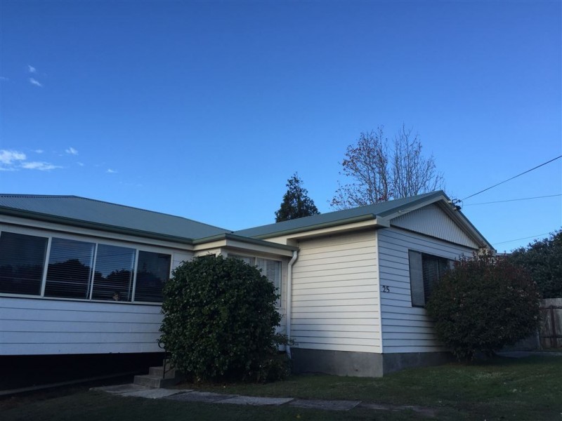 25 Vaux St, West Launceston TAS 7250