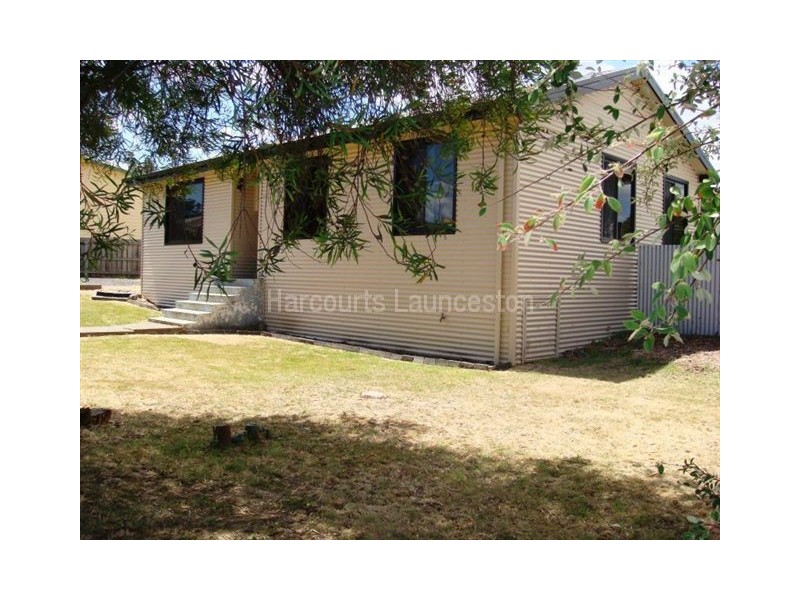 10 Yarloop Street, Waverley TAS 7250